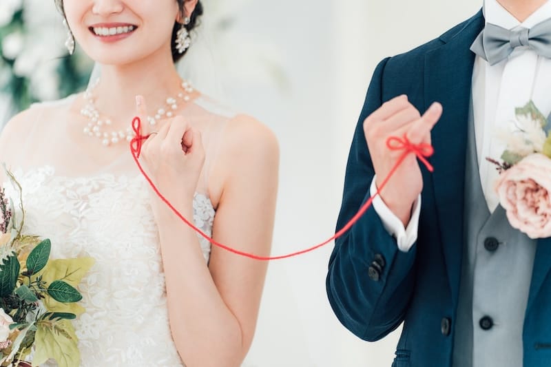 結婚祝いのマナーは？相場や贈り物を渡すタイミング、贈り物の選び方を紹介