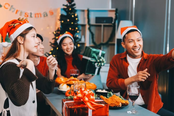 友達へ心から喜ばれるクリスマスプレゼント完全ガイド|予算相場・人気ランキングなど